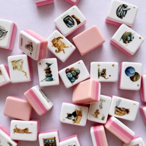 The Cat’s Meow American Mahjong Set, Pink Cat Mahjong Tiles, 160 Piece Mahjong Game, Cat Lover Gift, Luxury Gift Box - 7
