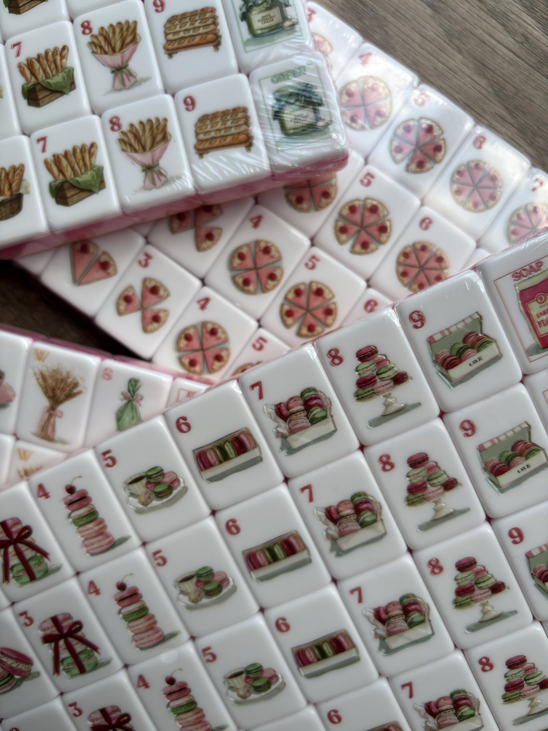 American Mahjong Set, 160 Pink Mahjong Tiles, French Bakery Macaron Design, Unique Mahjong Gift for Women - 10